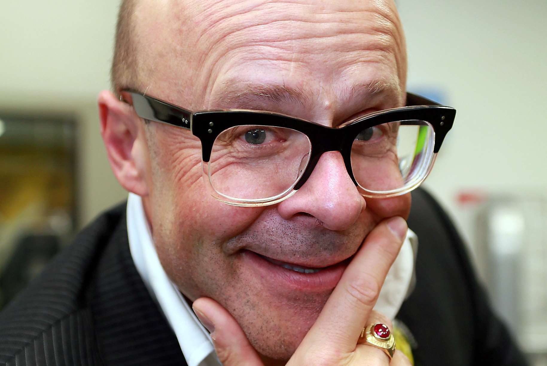 Comedian Harry Hill visits Wilmington Academy ahead of Matt Millz book ...