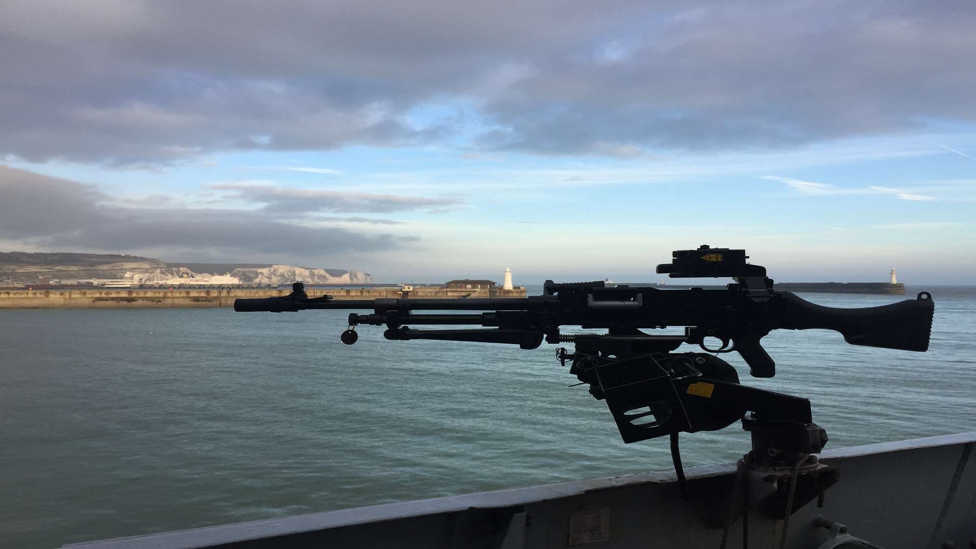 A medium range gun on HMS Kent