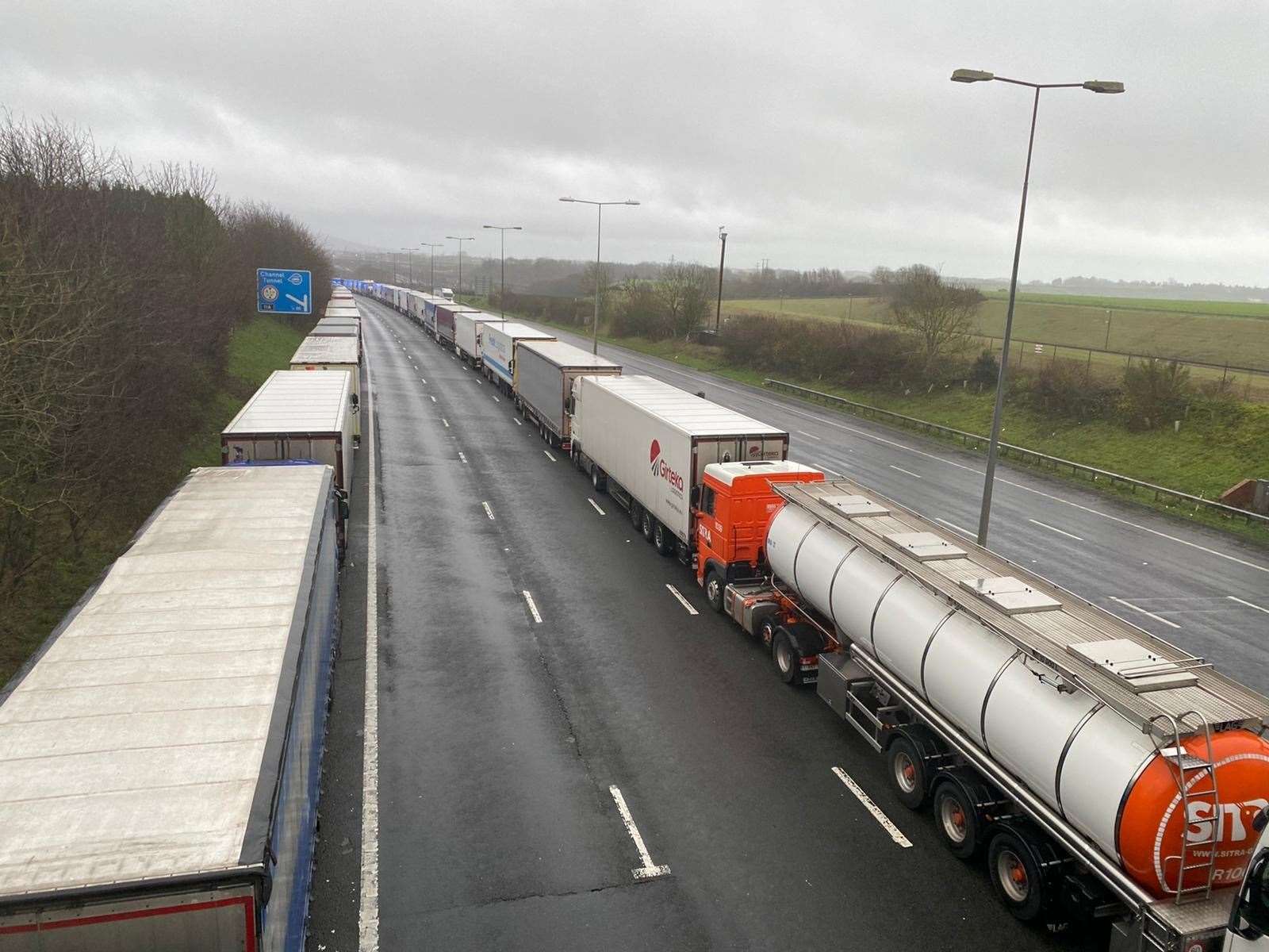 Lorries in operation Stack on the M20 Picture: Barry Goodwin