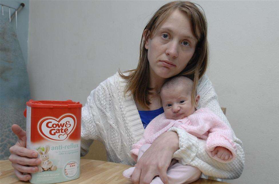 Julie Wakeling with baby Shakayla