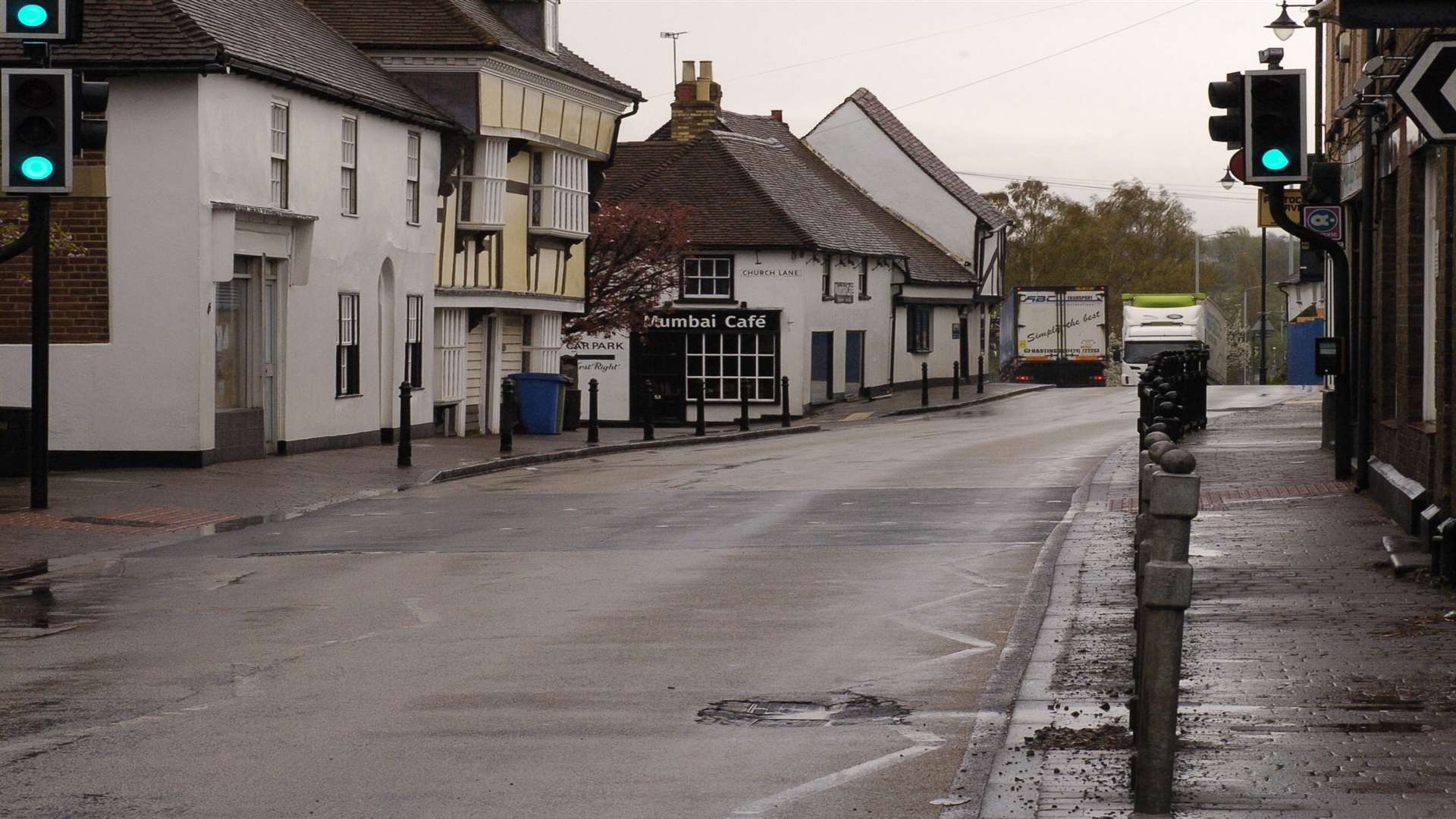 Newington High Street.