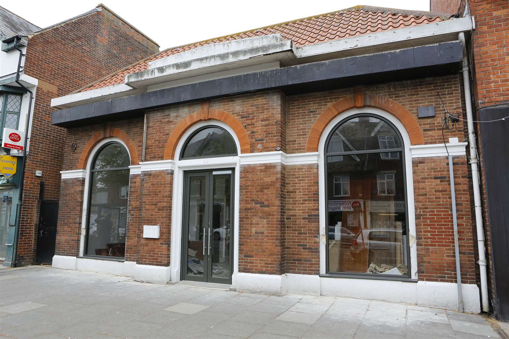 General view of former Lloyds Bank building now being converted into a Costa..36 Cheriton High Street, Folkestone.Picture: Andy Jones. (10526945)