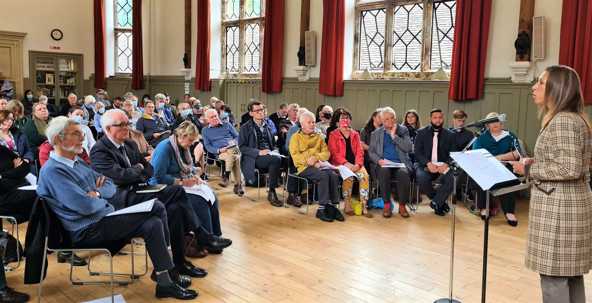 A public meeting was organised by Helen Grant to oppose the closure of High Weald Academy in Cranbrook