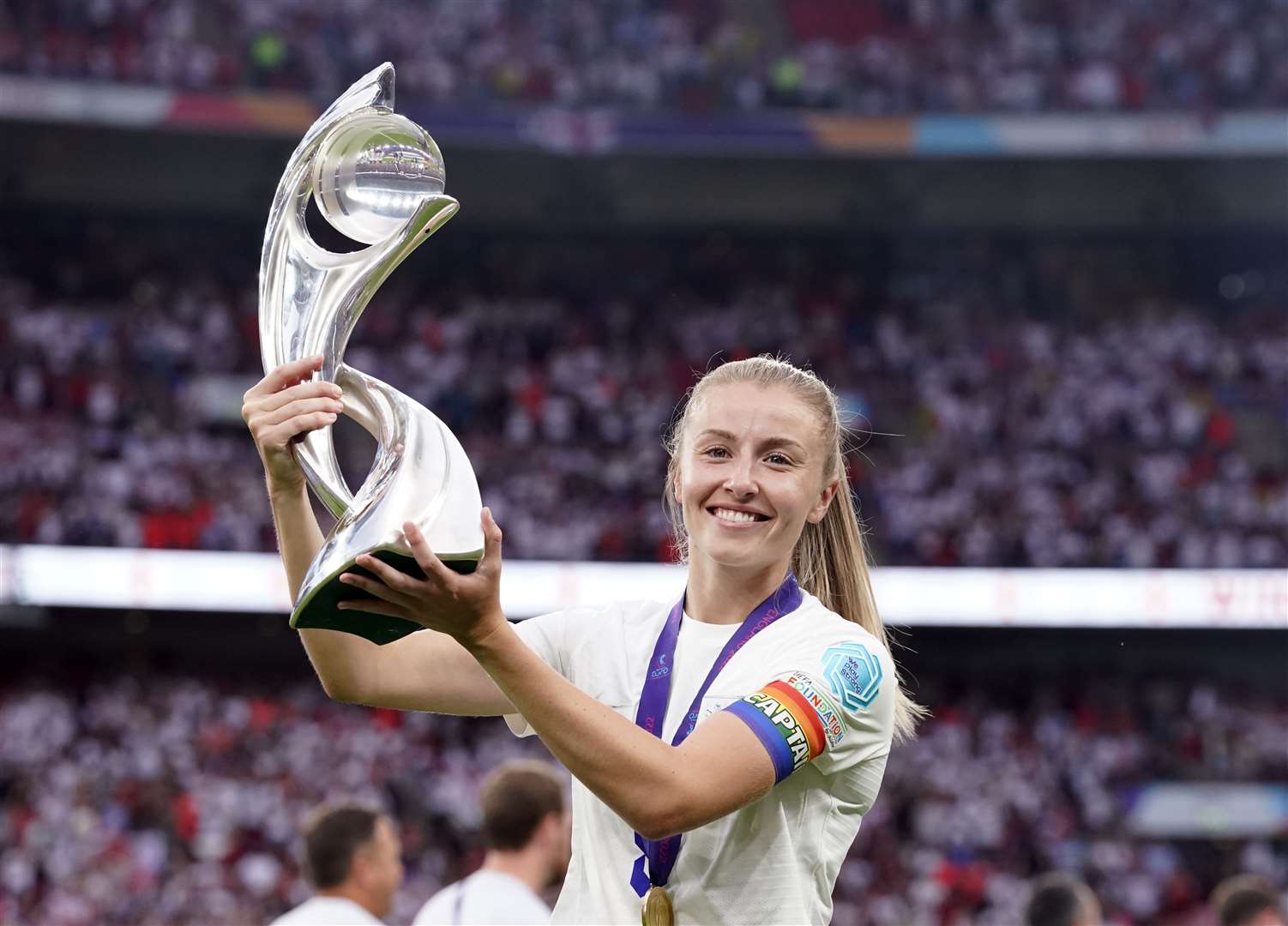 England’s Uefa Women’s Euro 2022 winning captain Leah Williamson will start off runners in the TCS London Marathon (Danny Lawson/PA)