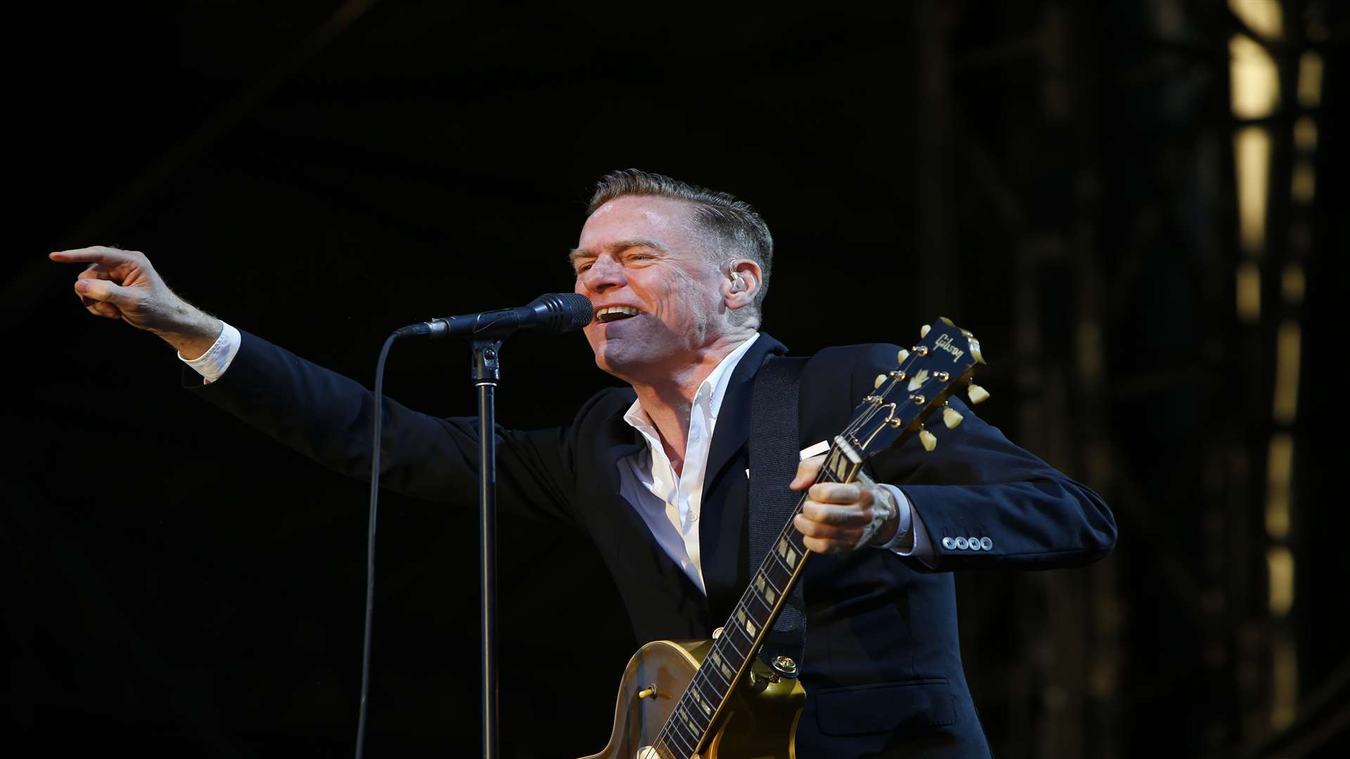 Canadian superstar Bryan Adams plays the Spitfire Ground, home of Kent ...