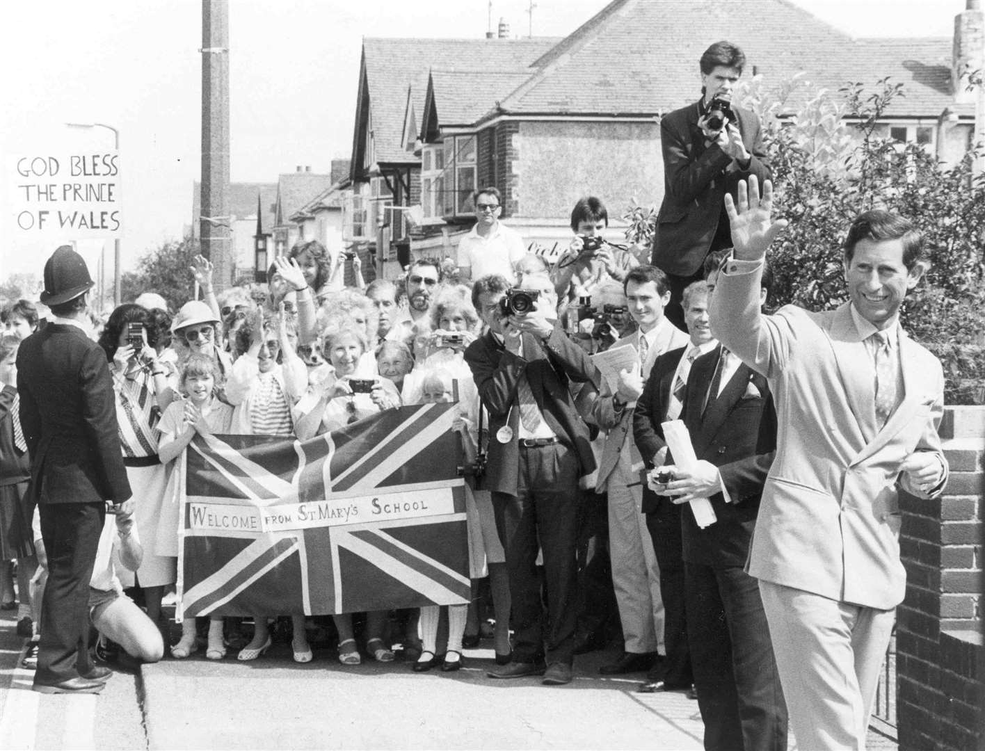 There was a carnival atmosphere in Whitstable in May 1989 when the Prince of Wales dropped by as part of a whirlwind tour of east Kent. His day also included visits to Canterbury and Faversham