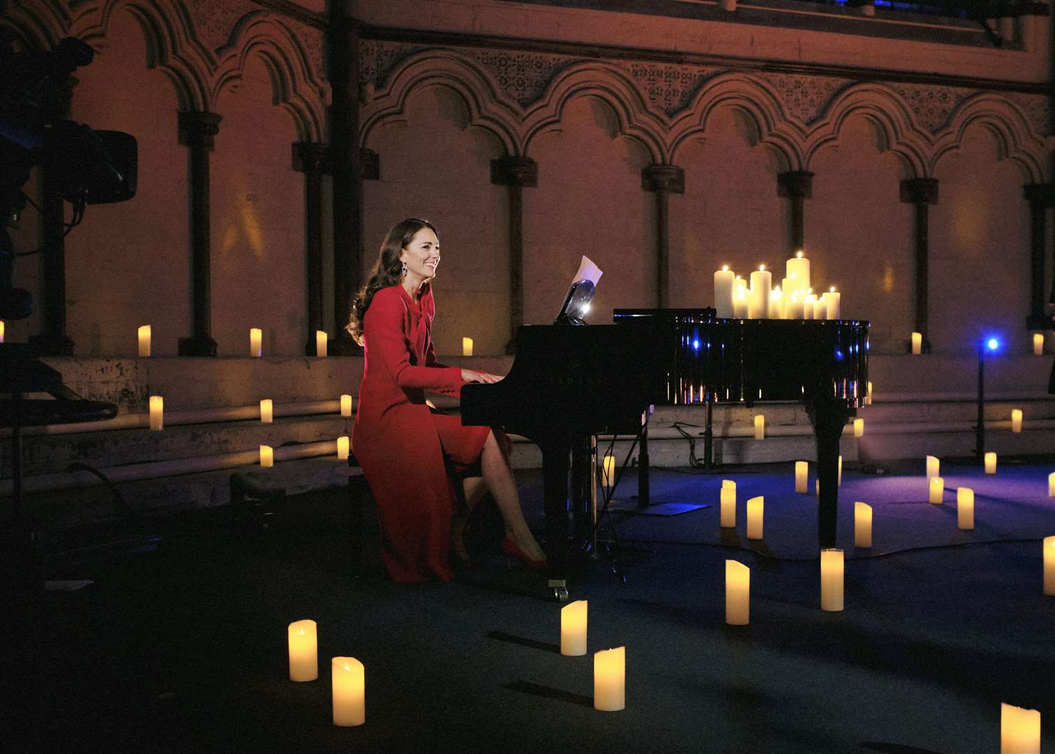 The Duchess of Cambridge accompanies singer Tom Walker on the piano (Alex Bramall)