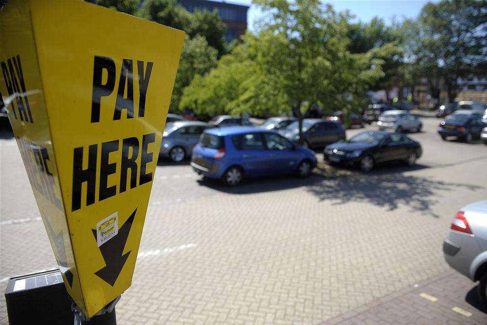 Traders in Sittingbourne and Sheppey are backing calls for free parking in small town centres