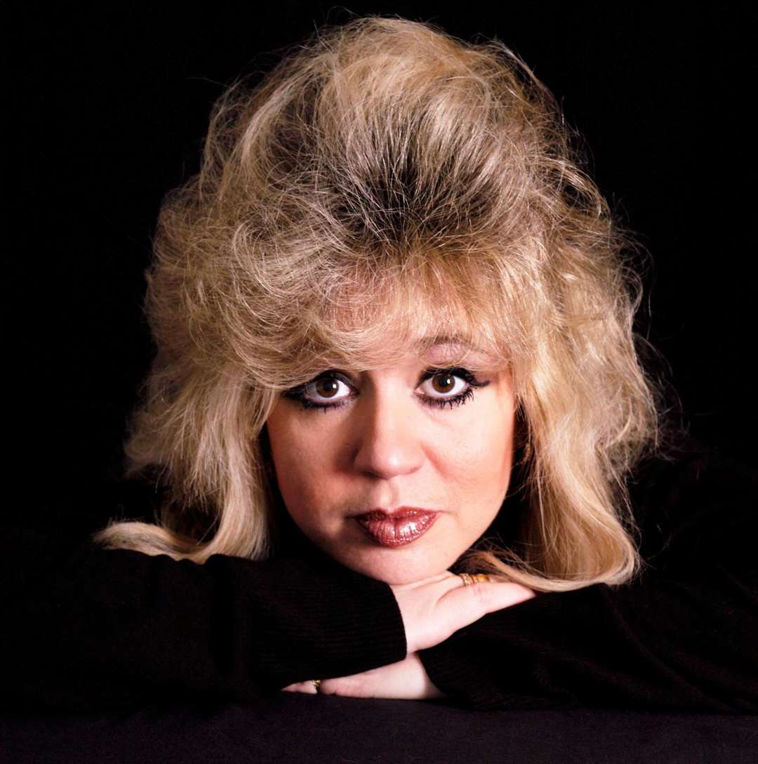 Mandy Winters was known for her larger-than-life hair and Dolly Parton tribute act