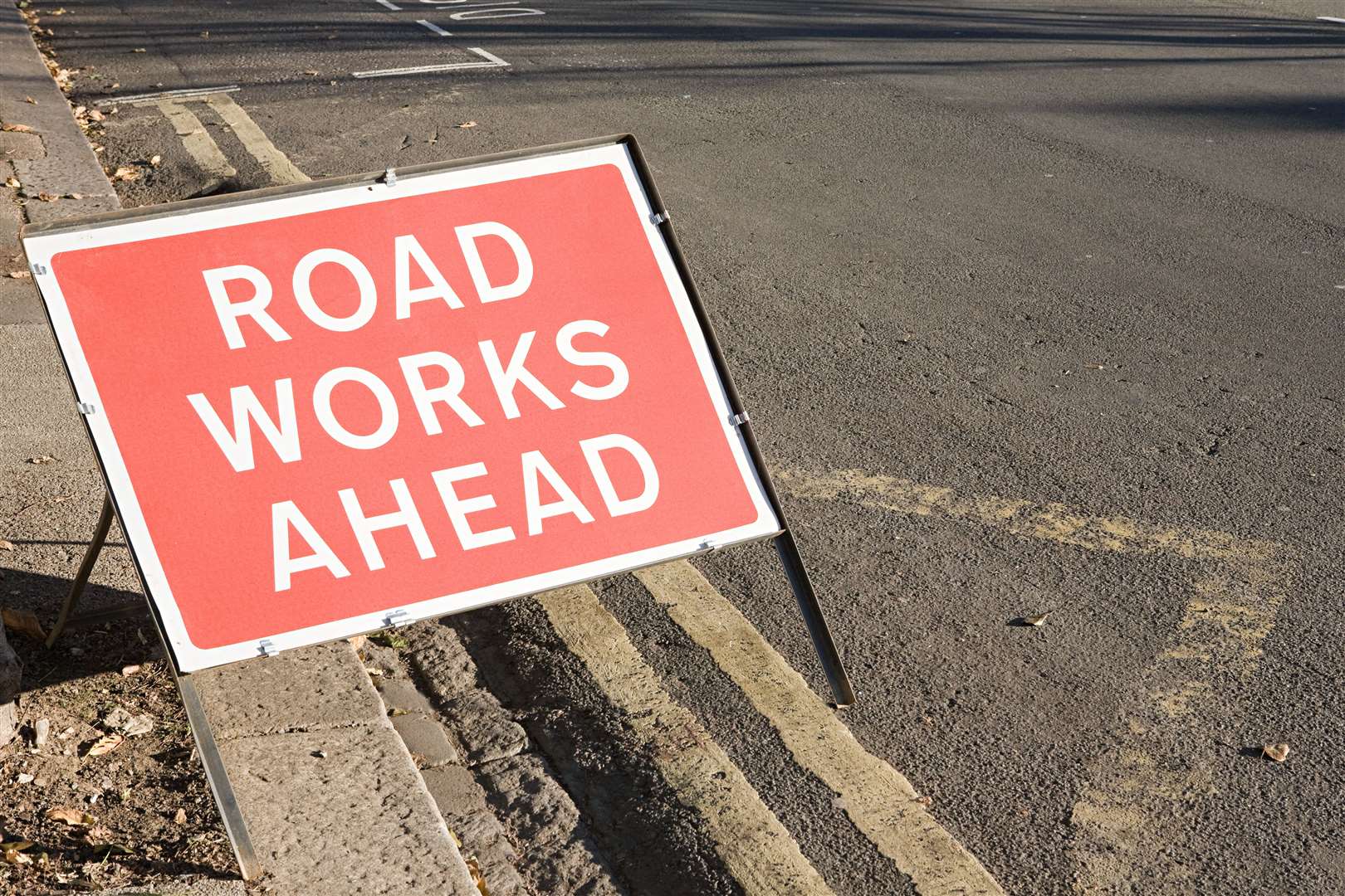 Works will be carried out to repair and replace safety barriers on the A21 northbound carriageway. Stock picture