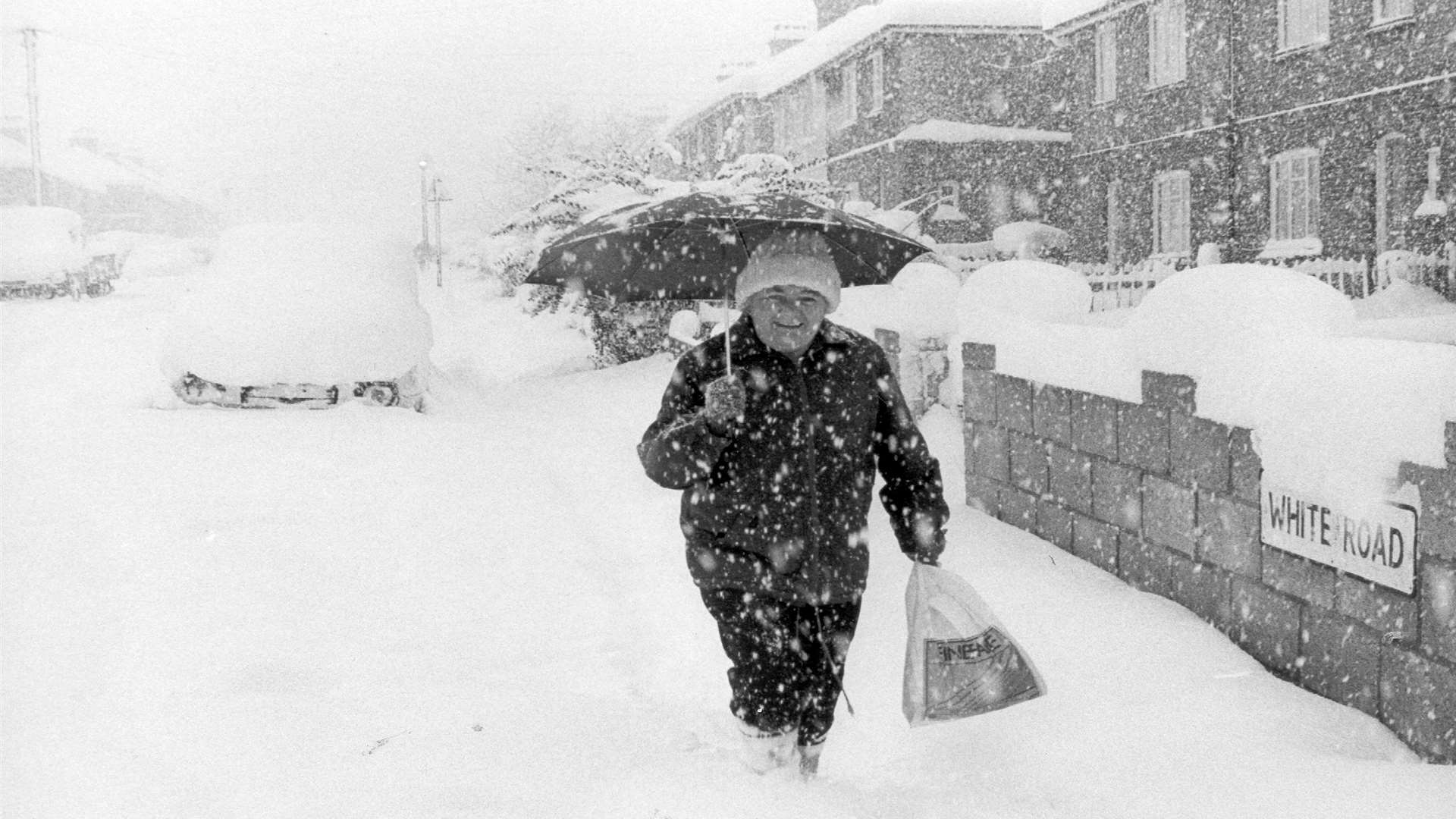 A whiteout in White Road during the heavy snow falls across Kent during 1987