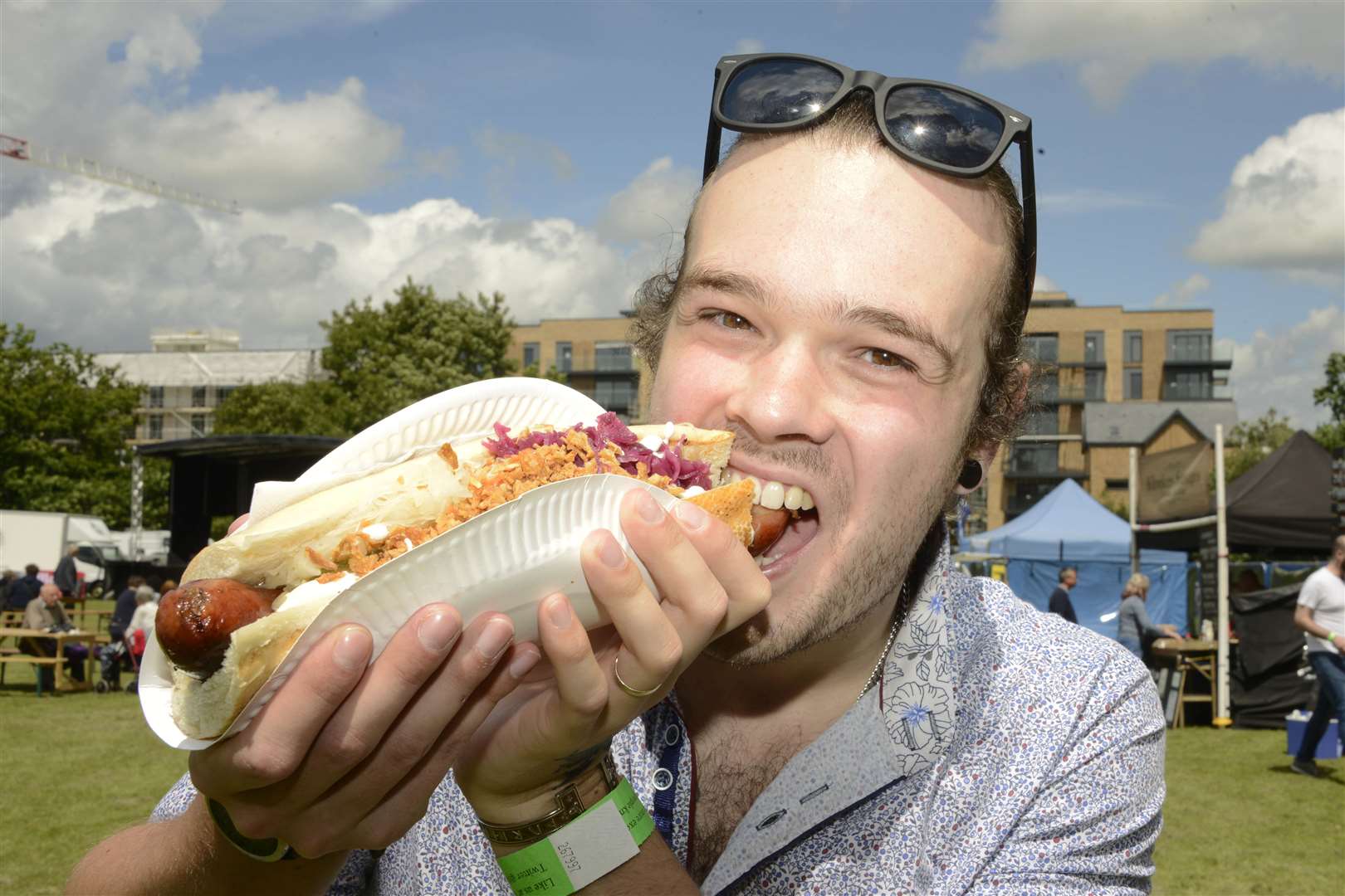 Ashford Victoria Park Sausage and Cider Festival. Josh Rawlings gets stuck in.Picture: Paul Amos. (12399537)