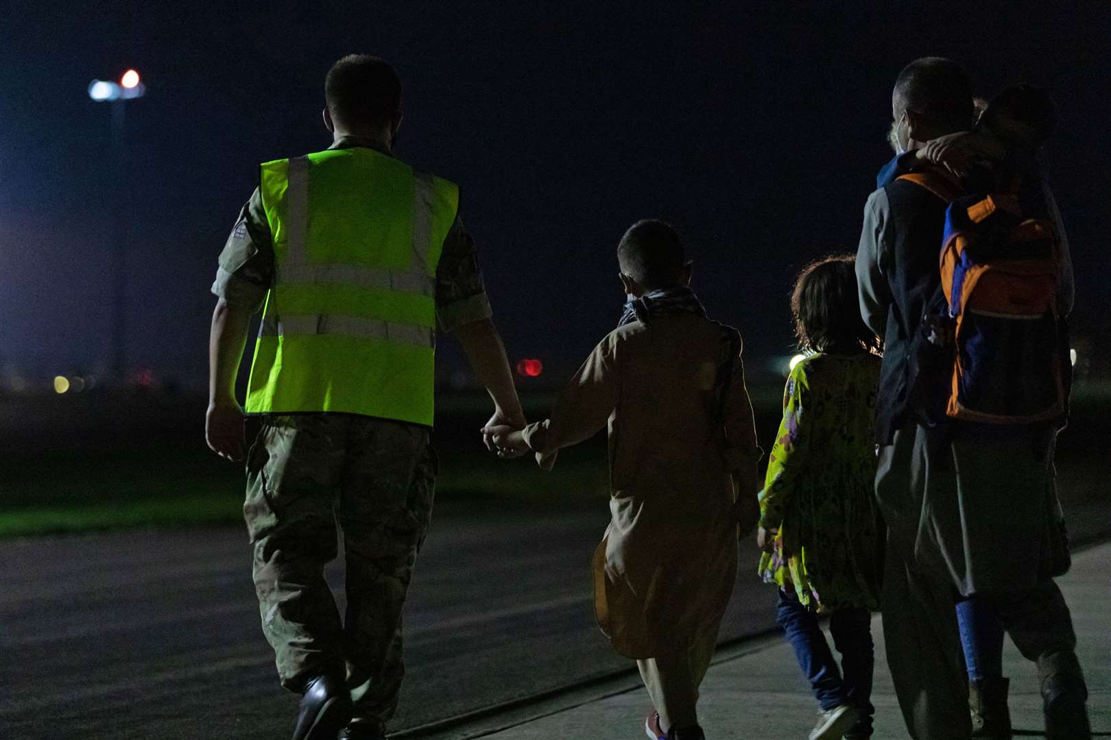 Arrivals at RAF Brize Norton who have been evacuated from Afghanistan (Cpl Will Drummee RAF/MoD/Crown copyright)