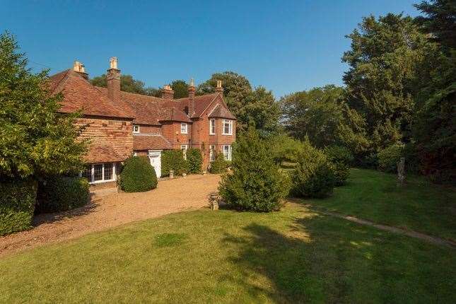 Deal's most expensive house is an eight-bed in Church Lane, Ripple. Picture: Zoopla / Bright and Bright Ltd