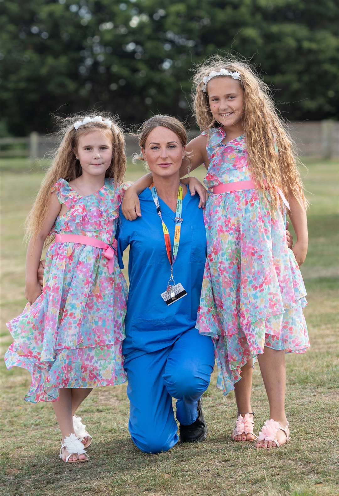 Suzie Vaughan with her daughters Hettie and Bella before meeting the Duke and Duchess of Cambridge (Joe Giddens/PA)