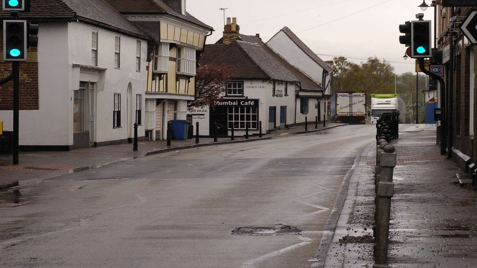 Newington High Street.