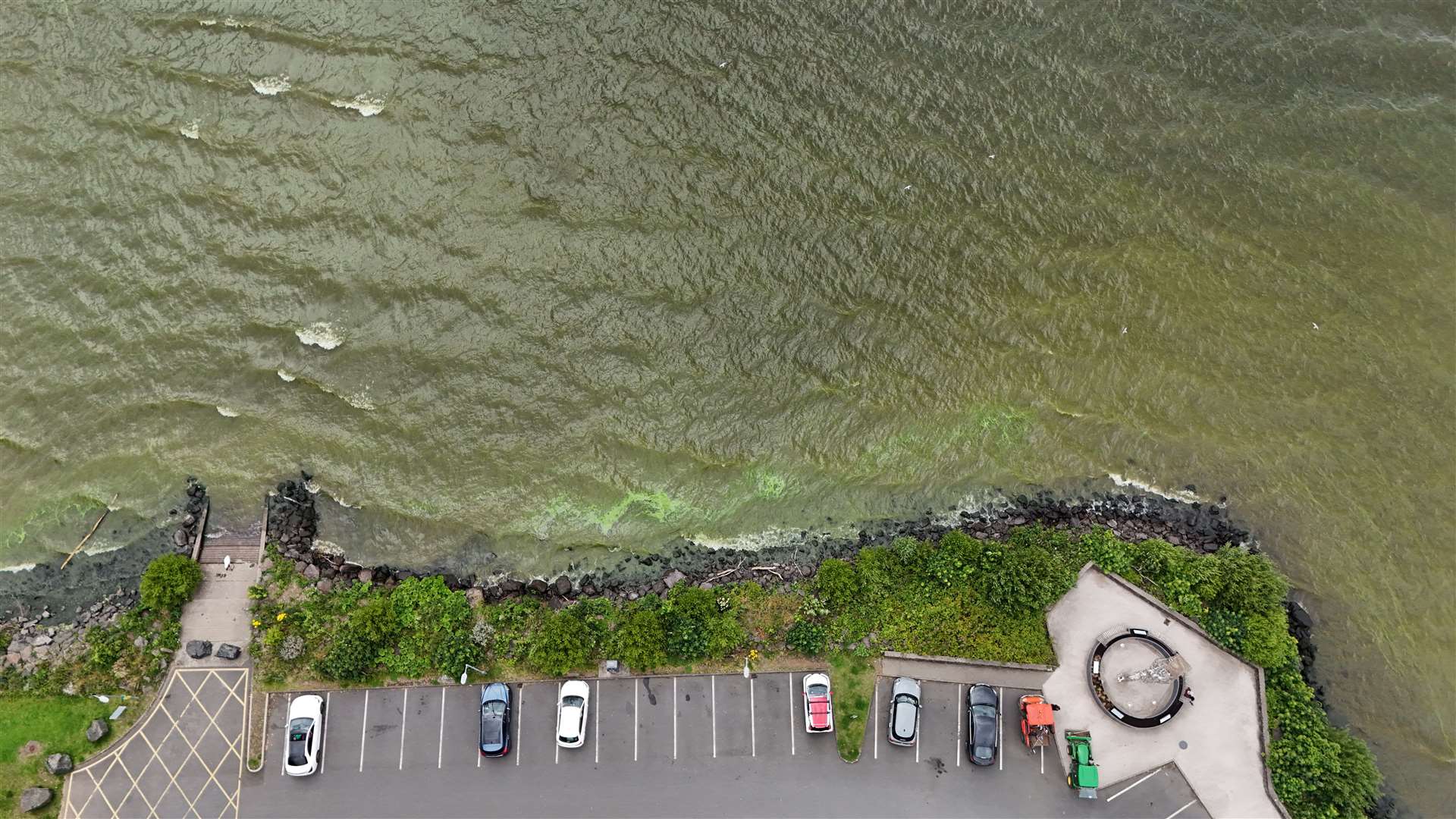 Blue-green algae on Lough Neagh in July 2024 (Niall Carson/PA)