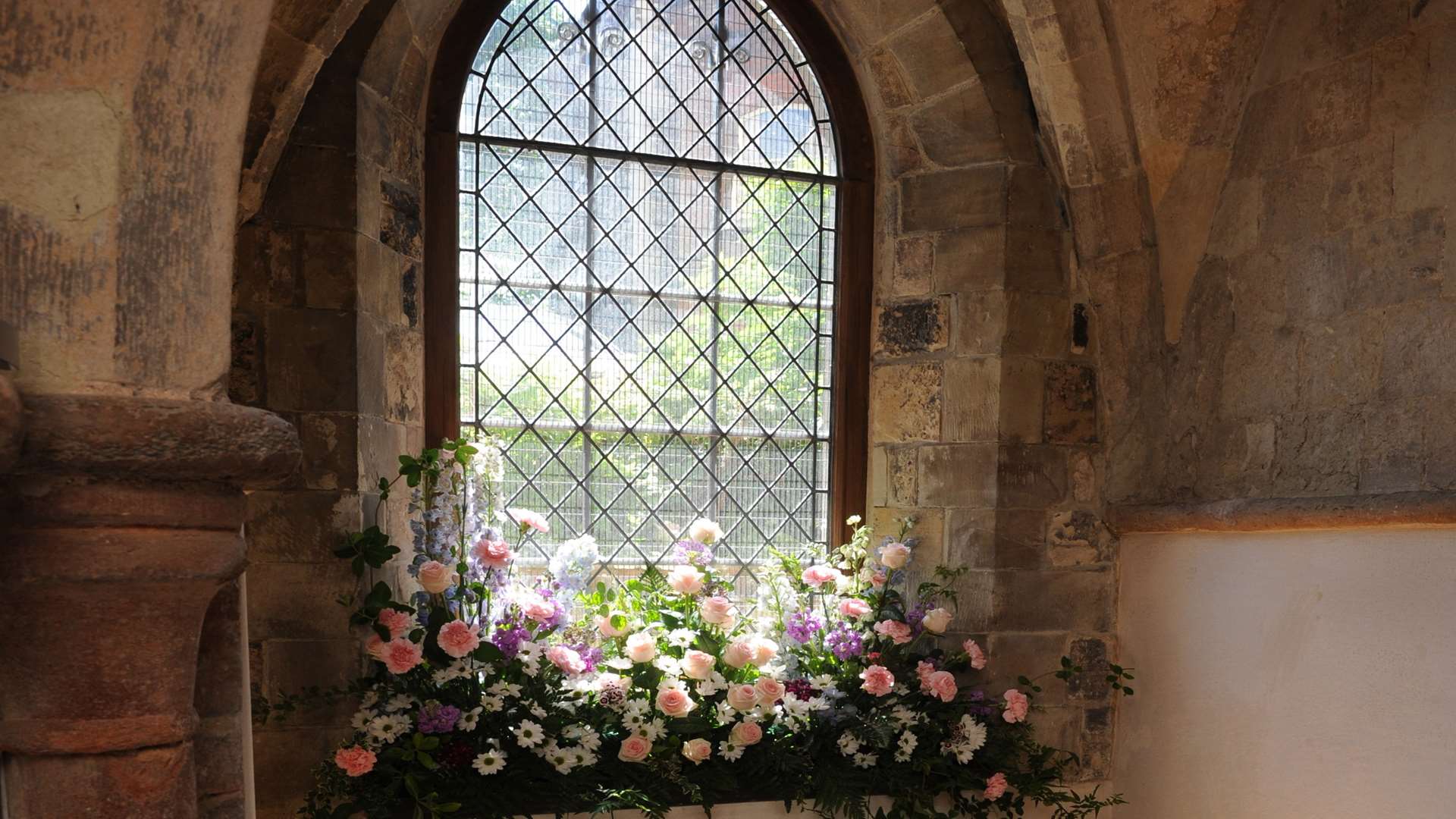 The floral arrangements can be seen in Rochester Cathedral’s Crypt