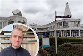 Greenhithe man raises concerns over Bluewater shopping centre's enforcement of Covid-19 regulations