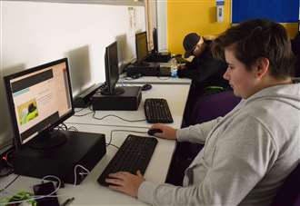 North Kent College students benefit from online course by Construction Youth Trust
