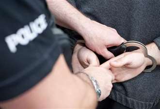 Suspected drug dealers from London arrested in Kent