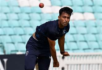 Bhuiyan delivers but late collapse leaves Kent with plenty to do