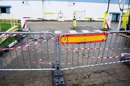 Gates closed at Thamesteel