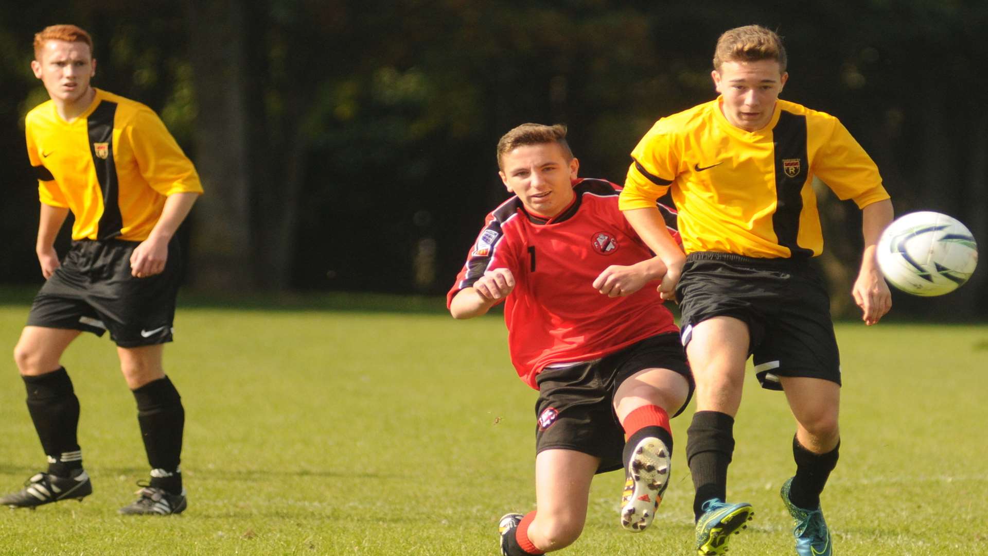 Rainham 84 (yellow) taking on Rainham Kenilworth in Under-18 Division 2 Picture: Steve Crispe