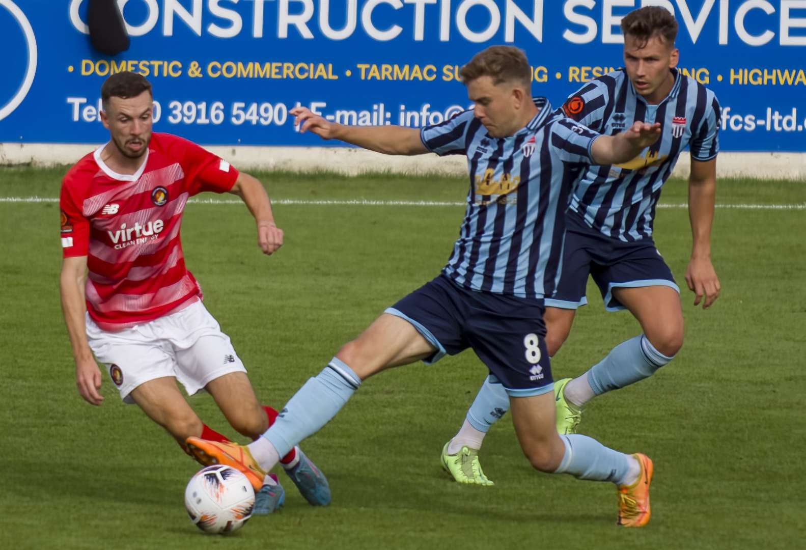 Ebbsfleet's Greg Cundle closes down Bath's Dan Hayfield on Saturday. Picture: Ed Miller/EUFC