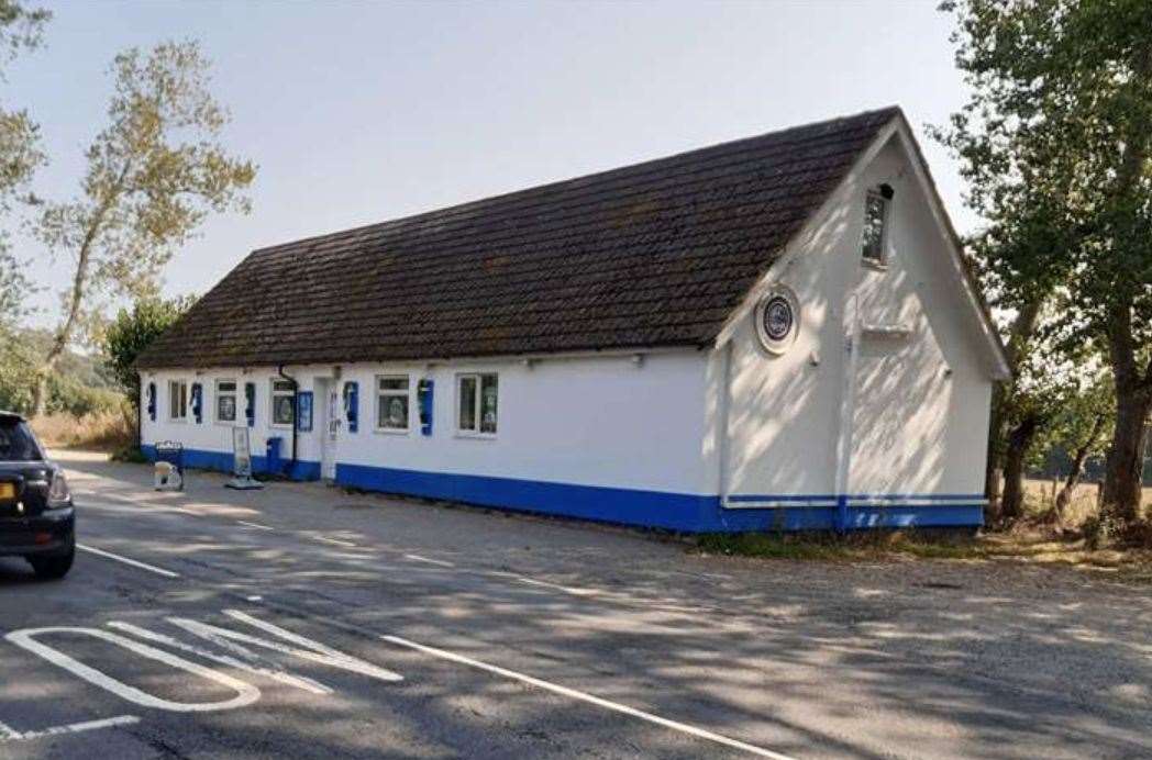 The Blue and White Cafe in Smeeth