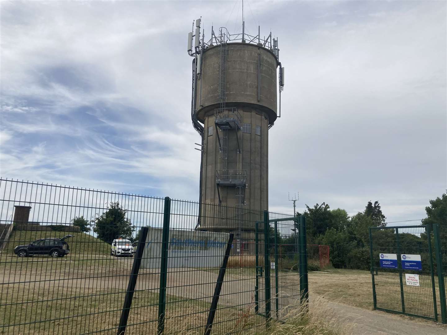 Southern Water engineers at Kingsborough Reservoir following a mains leak led to loss of pressure and supplies cut off to homes on the Isle of Sheppey