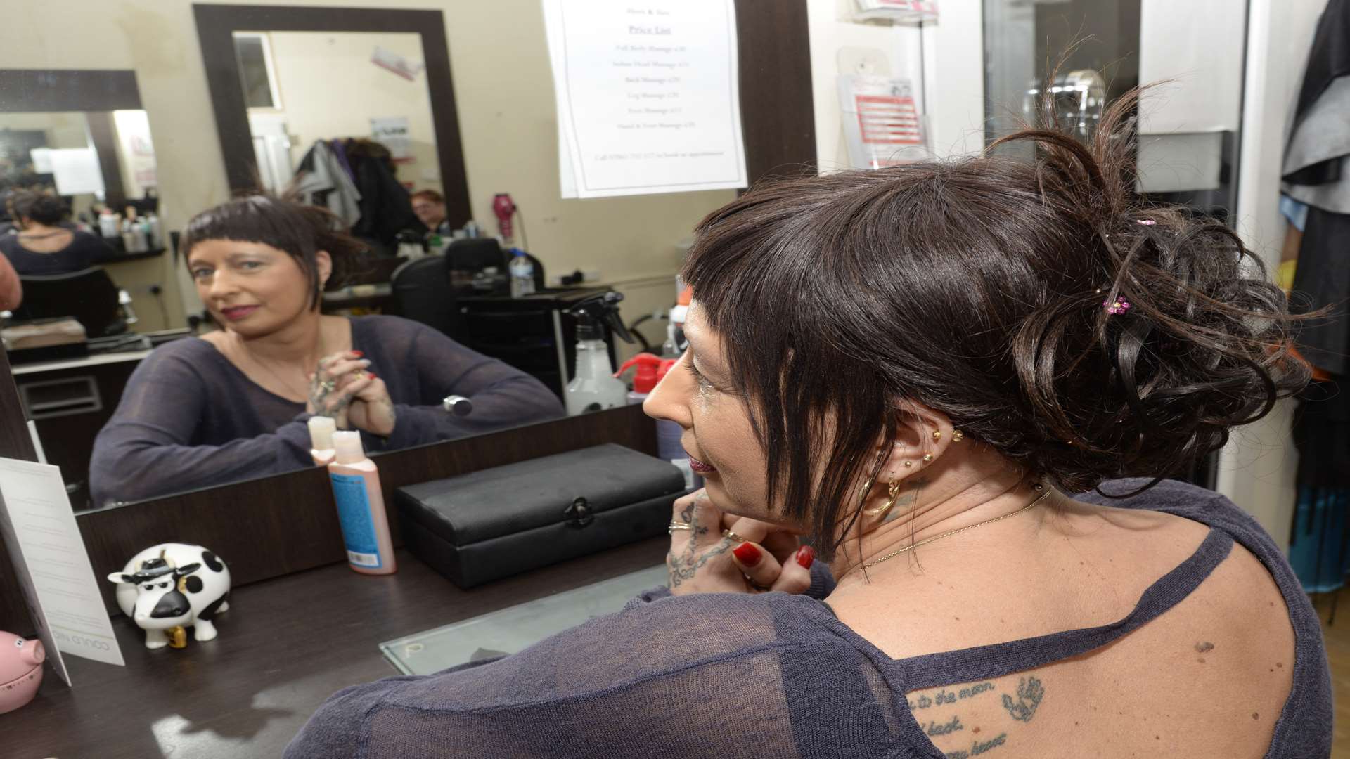 Cancer sufferer Claire Johnson shows off her wig.