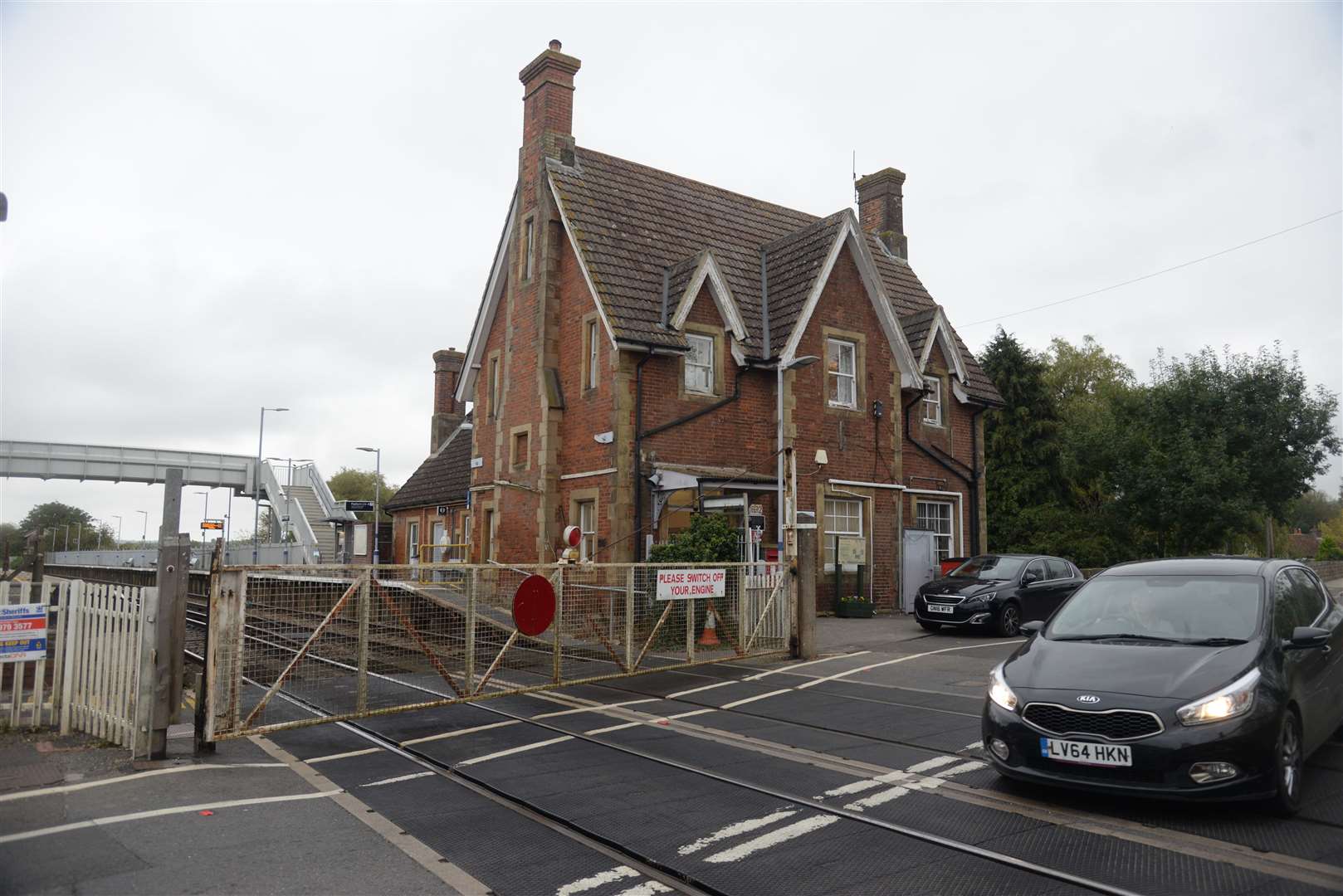 How the manned level crossing in Wye currently looks