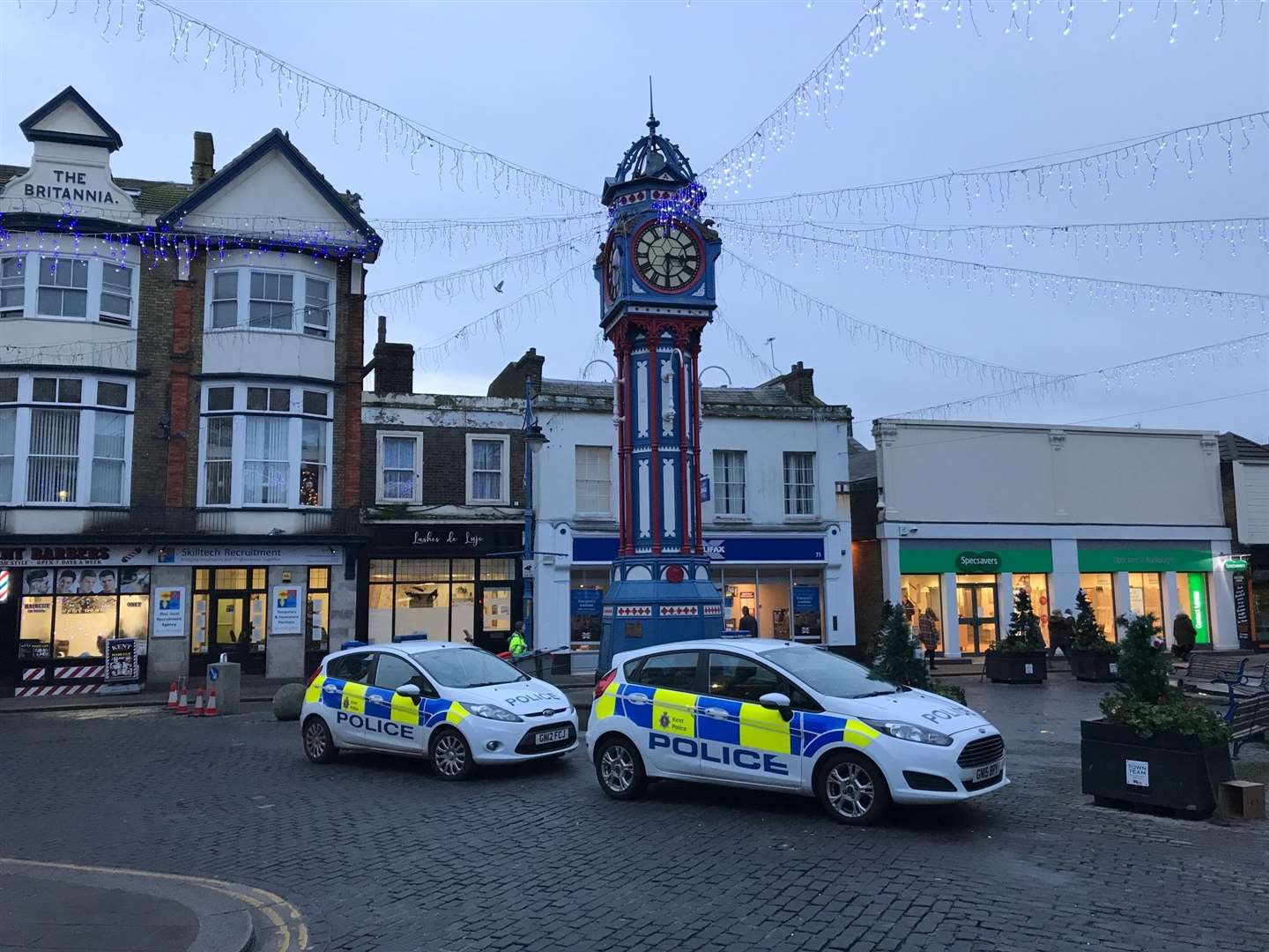 Sheerness High Street still closed off at the cock tower by the police (24613976)