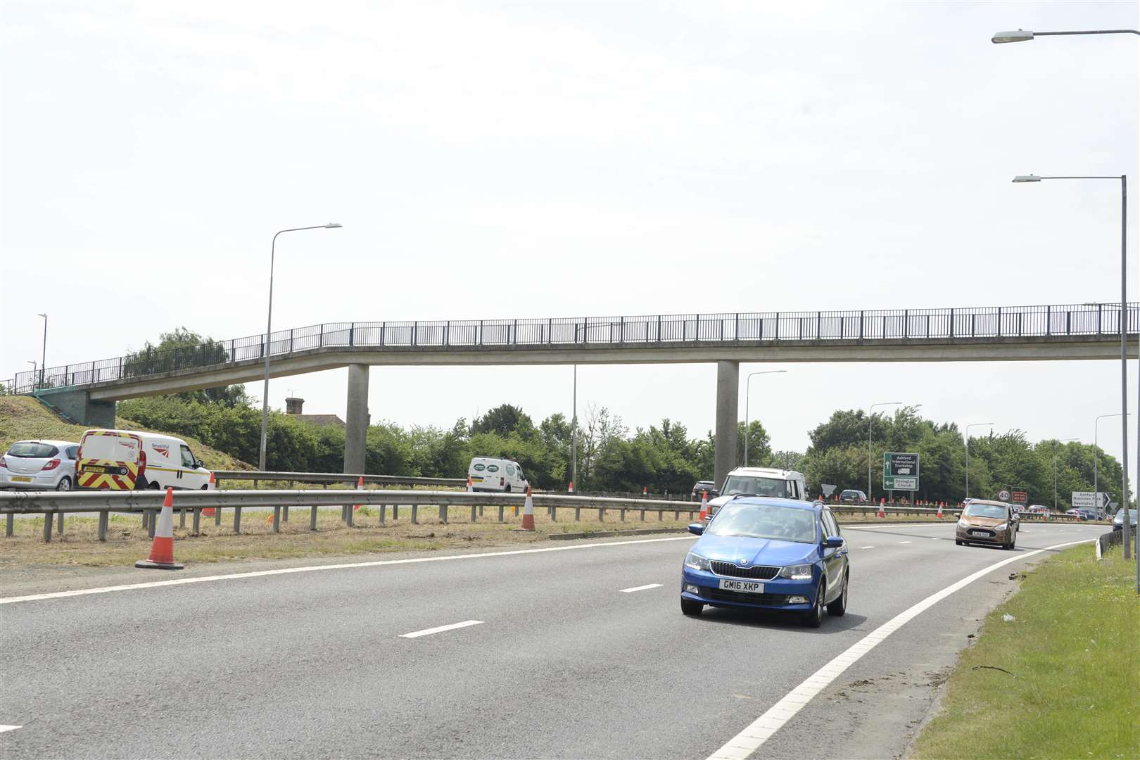 Ashford Churcg road Footbridge.Picture: Paul Amos (2461705)