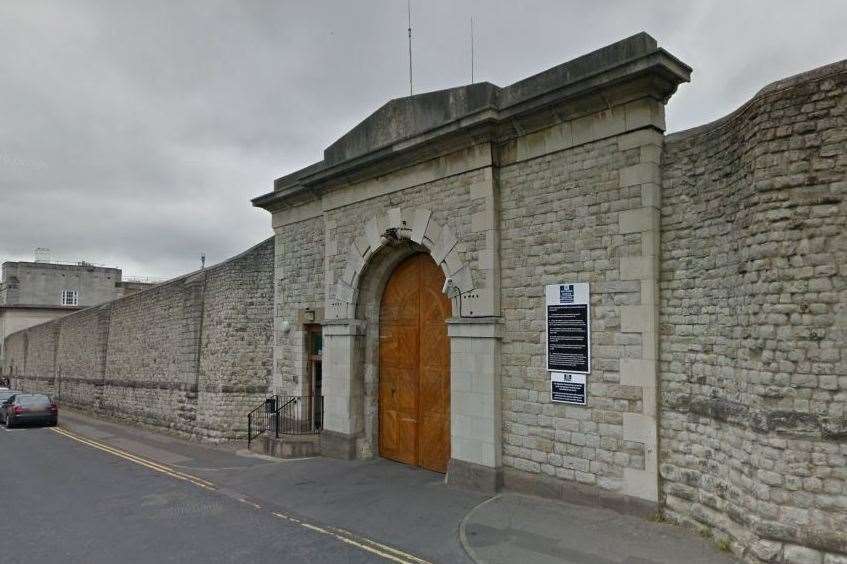 maidstone prison visit booking line