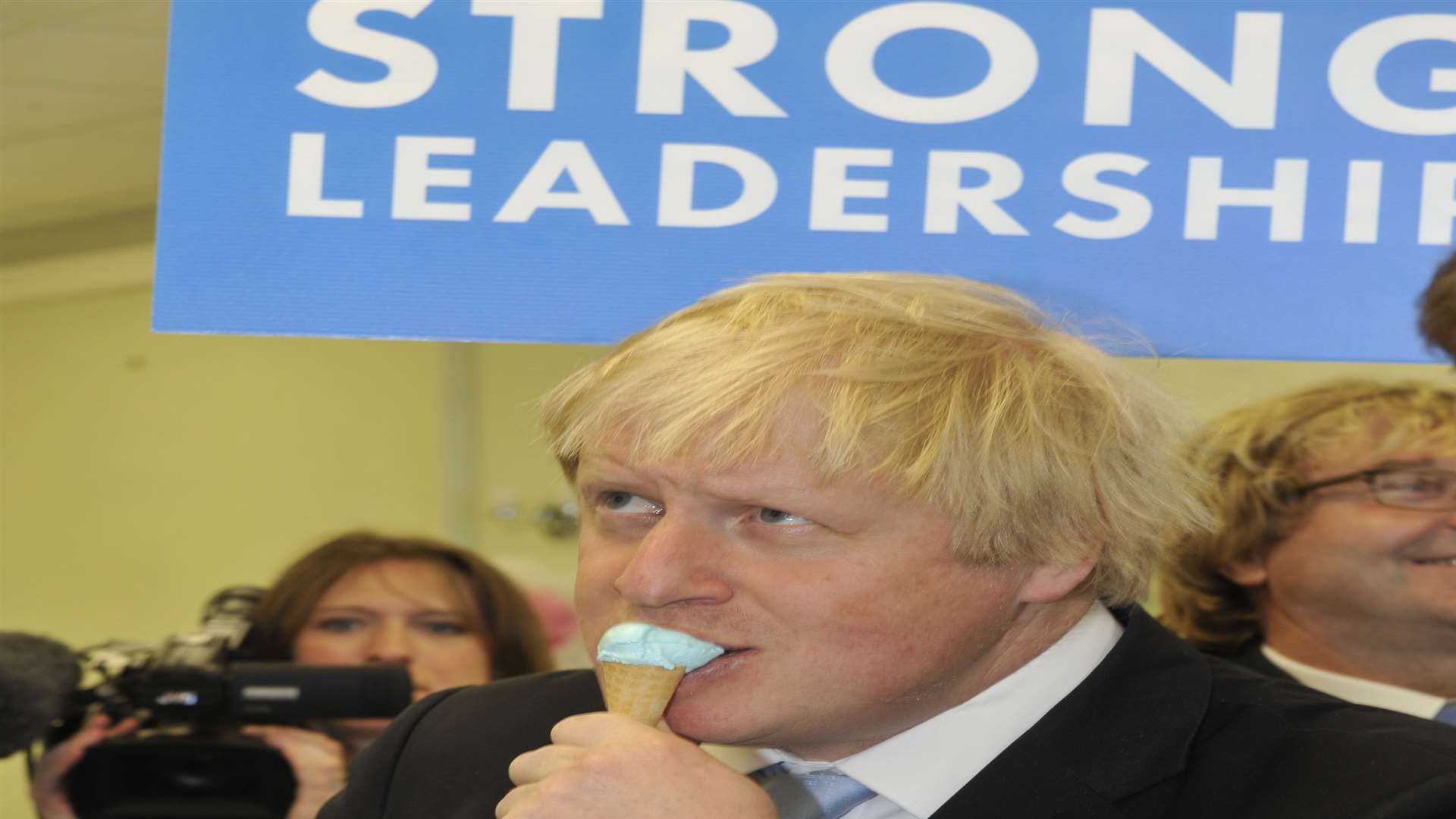 The Mayor of London enjoys an ice cream in Ramsgate