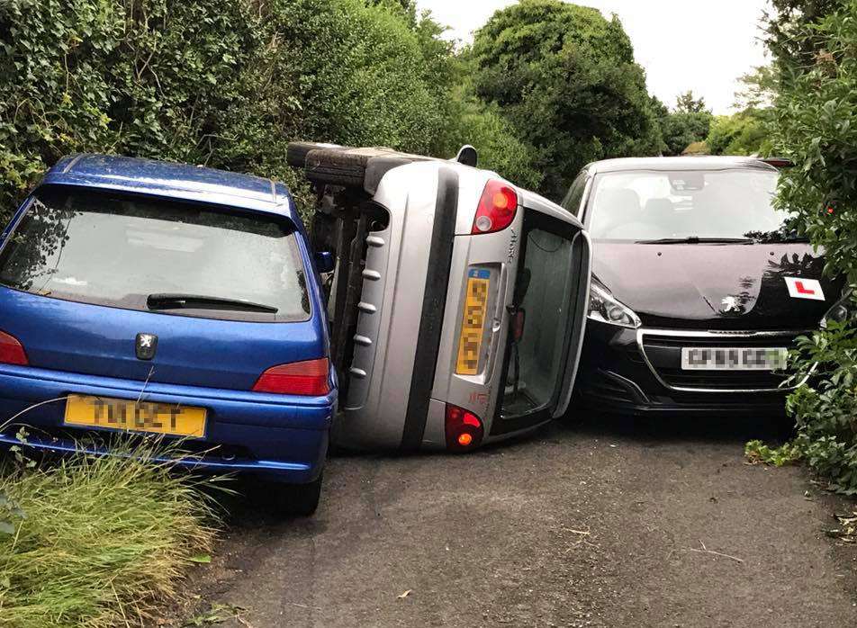 Crash blocks Taylor’s Lane, Higham