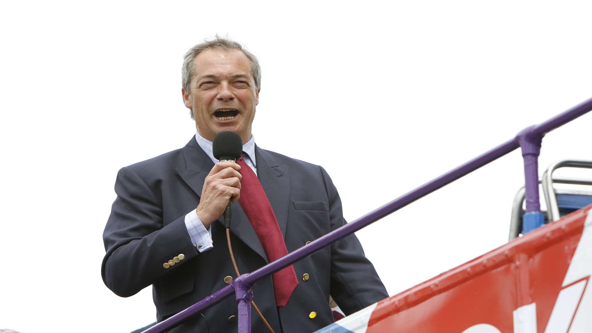 Ex-Ukip leader Nigel Farage visiting Ramsgate on his battle bus