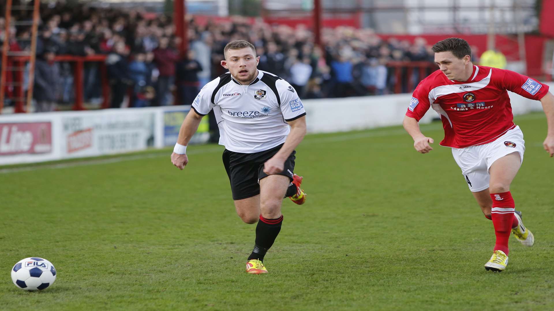 Local derbies between Dartford and Ebbsfleet always pull in big crowds Picture: Matthew Walker