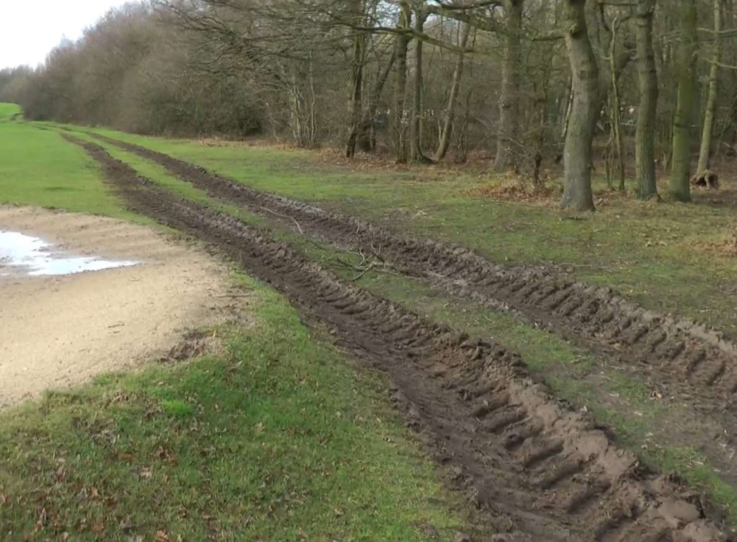 People are not happy about the state of the golf course, picture Tony Broad.