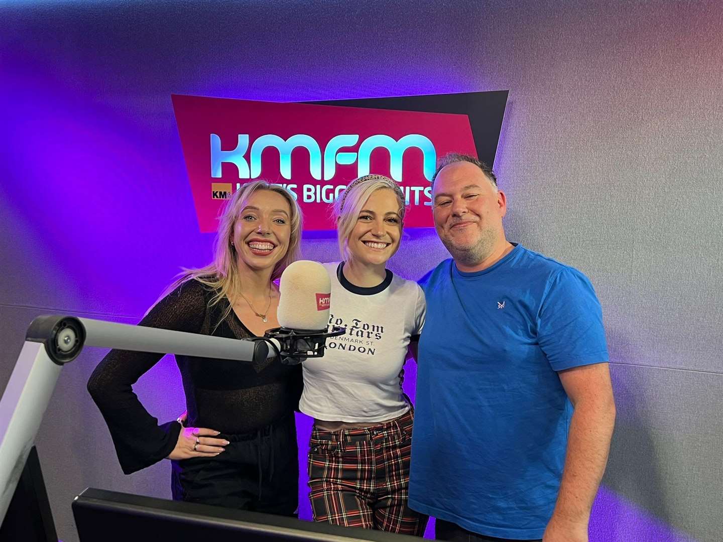 Pixie Lott visits kmfm in Medway ahead of release of new album Encino