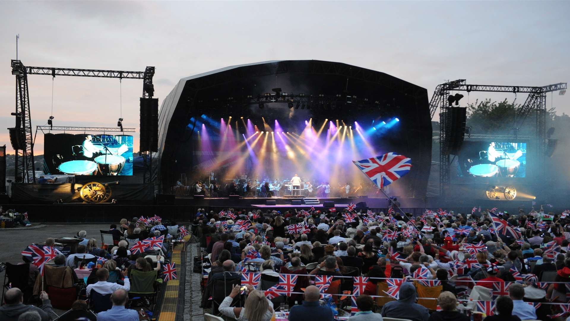 Royal Philharmonic Concert Orchestra performs at Rochester Castle Proms