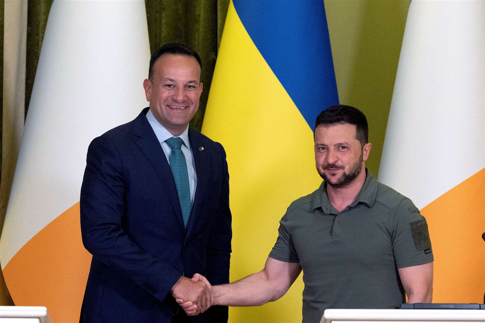 Taoiseach Leo Varadkar shakes hands with Ukraine’s President Volodymyr Zelensky at a joint news briefing at Horodetsky House in Kyiv (Clodagh Kilcoyne/PA)