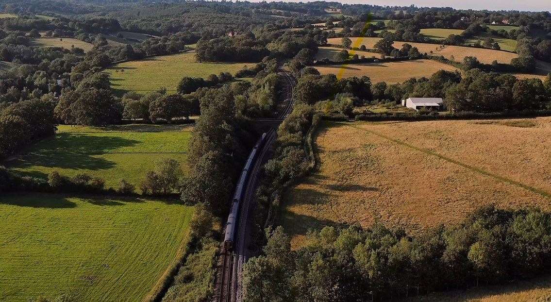 A South Eastern train journeys through Church Settle