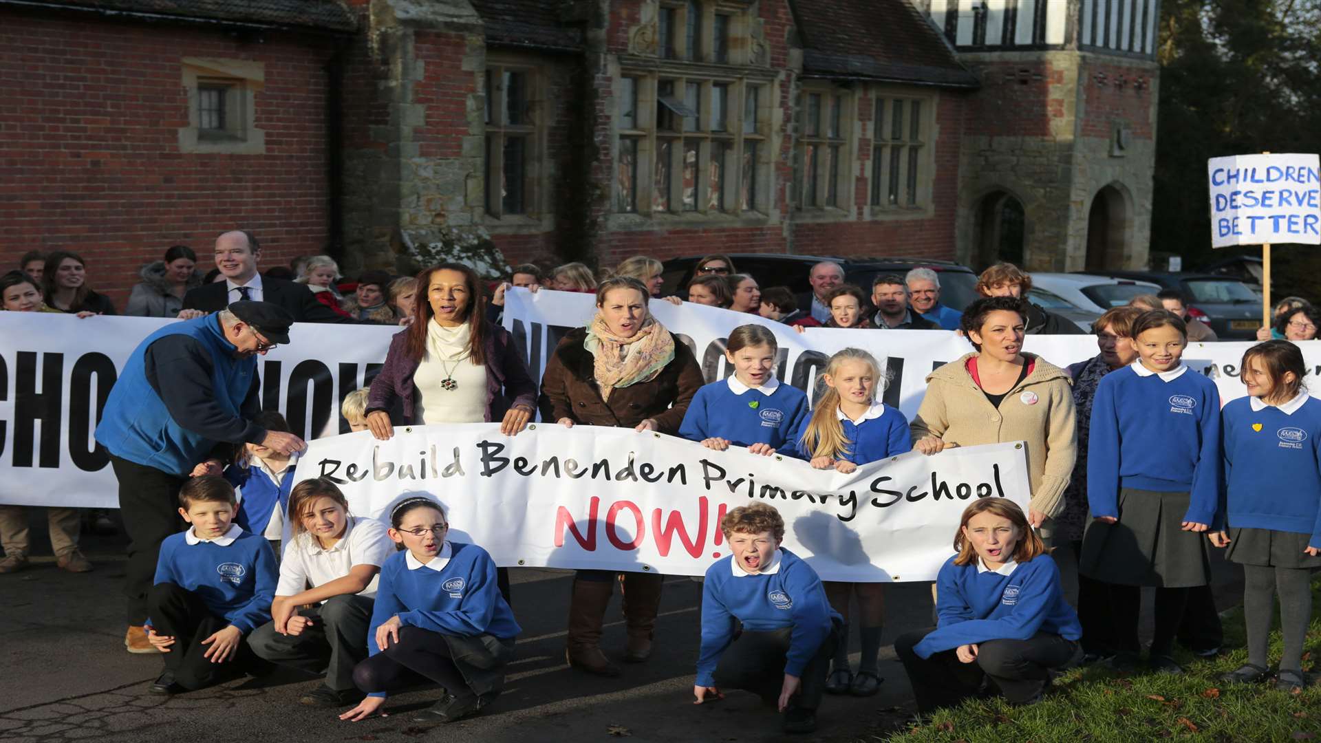 Schoolchildren campaign for a new building for their school in Benenden
