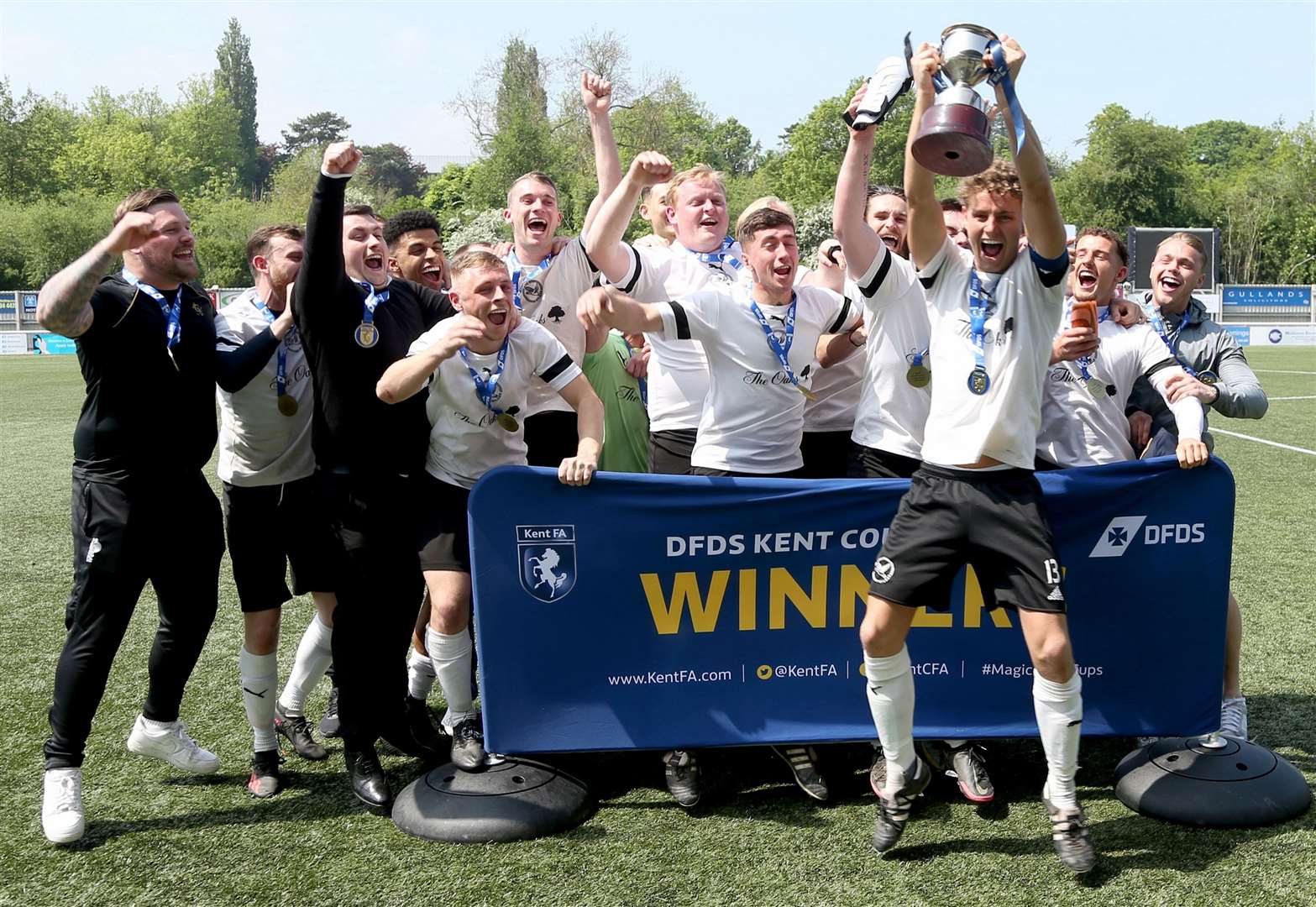 AFC Wilgar celebrate winning the DFDS Kent Sunday Junior Trophy Final. Picture: PSP Images