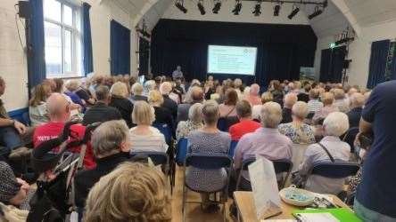 Residents pack into a meeting in Edenbridge