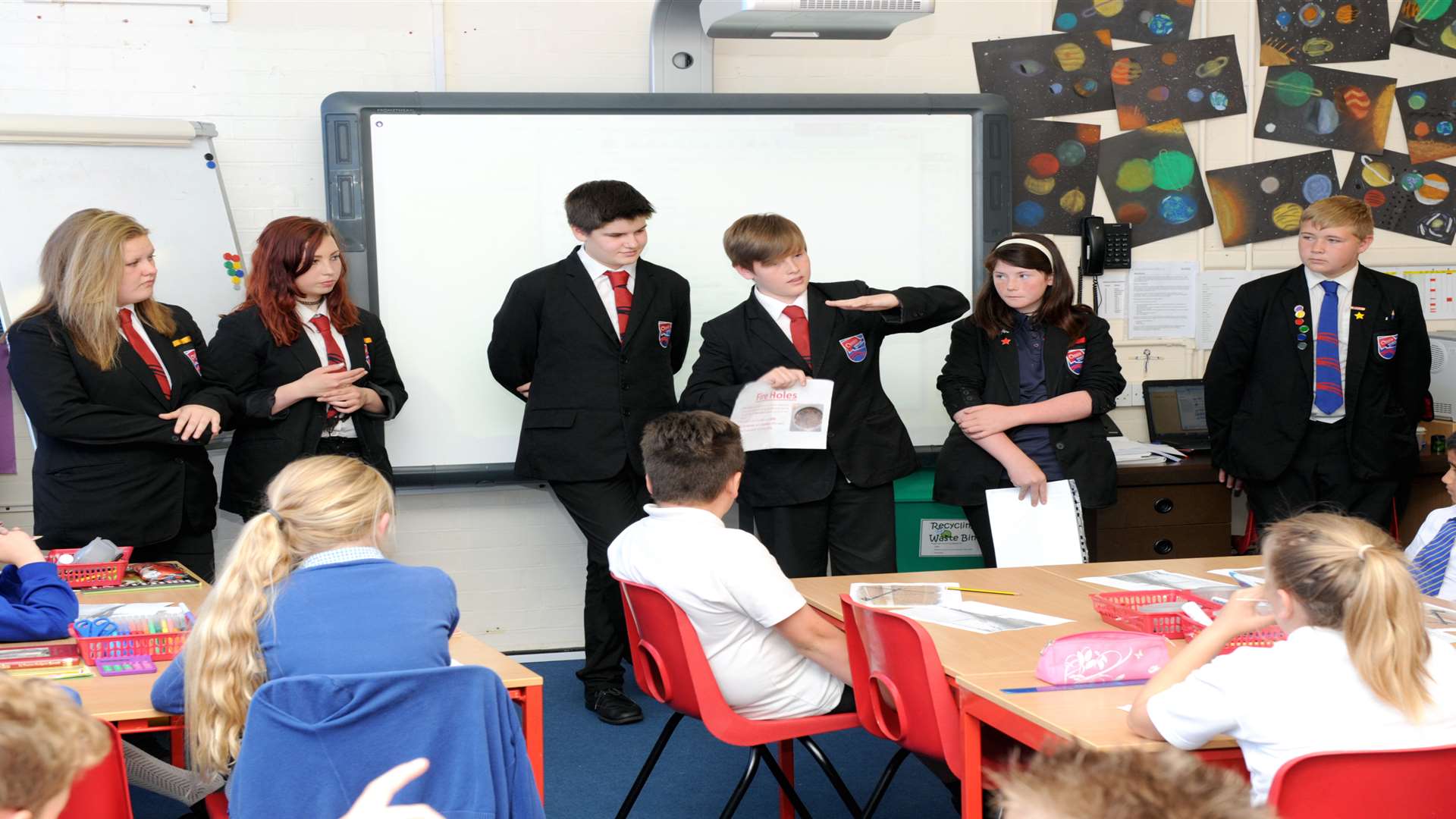 Oasis Academy Isle Of Sheppey Pupils Teach Class At St Edwards