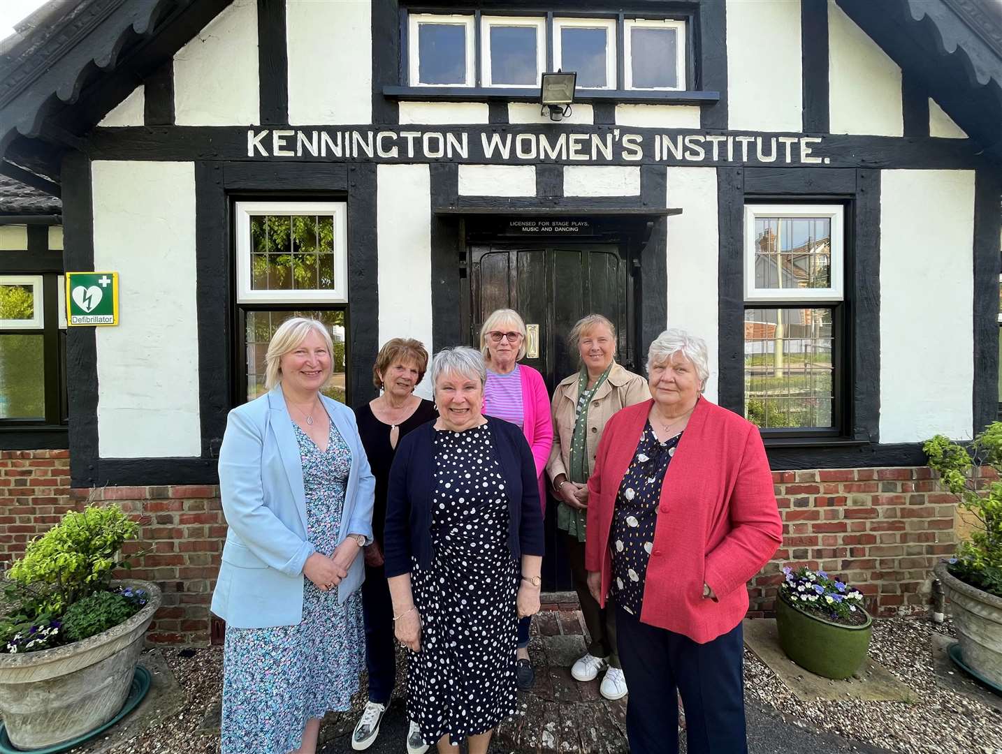 From left to right, Tracey Boorman, Chris Bridges, Janice Powell, Chris Tester, Jan Wilkinson, Maureen Bell.